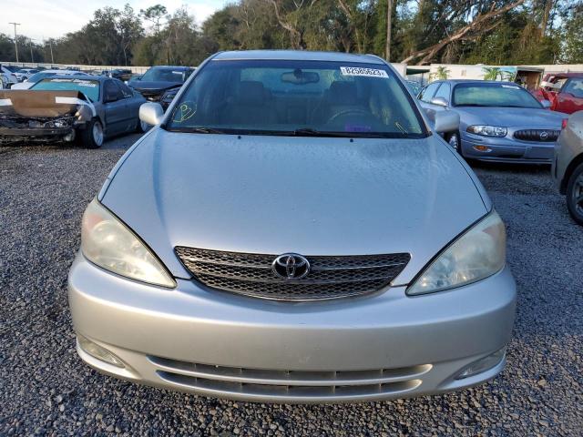 4T1BF32K94U570662 - 2004 TOYOTA CAMRY LE SILVER photo 5