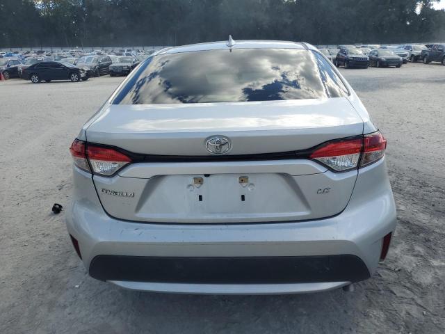 JTDEPRAE6LJ038153 - 2020 TOYOTA COROLLA LE SILVER photo 6