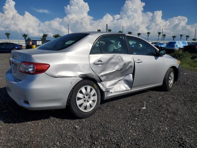 2T1BU4EE1BC684042 - 2011 TOYOTA COROLLA BASE ვერცხლისფერი ფოტო 3