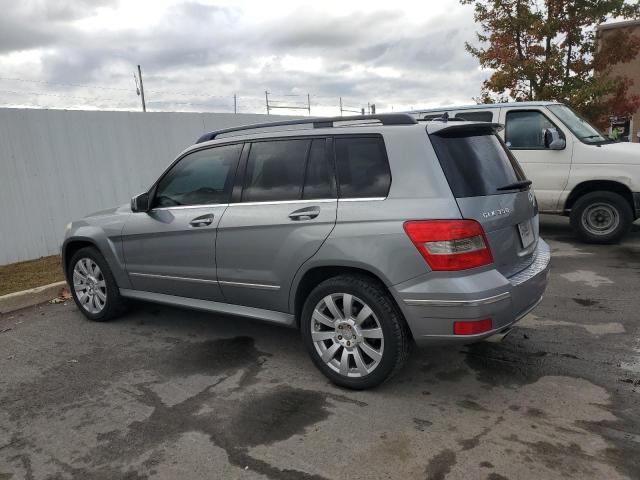 WDCGG8HB0BF636541 - 2011 MERCEDES-BENZ GLK 350 4MATIC GRAY photo 2