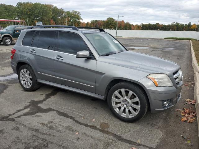 WDCGG8HB0BF636541 - 2011 MERCEDES-BENZ GLK 350 4MATIC GRAY photo 4