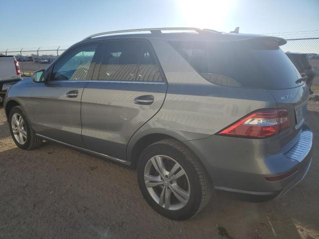 4JGDA5HB6CA078343 - 2012 MERCEDES-BENZ ML 350 4MATIC GRAY photo 2
