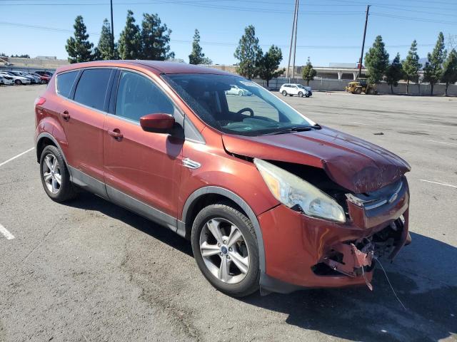 1FMCU0G71GUC43920 - 2016 FORD ESCAPE SE წითელი ფოტო 4