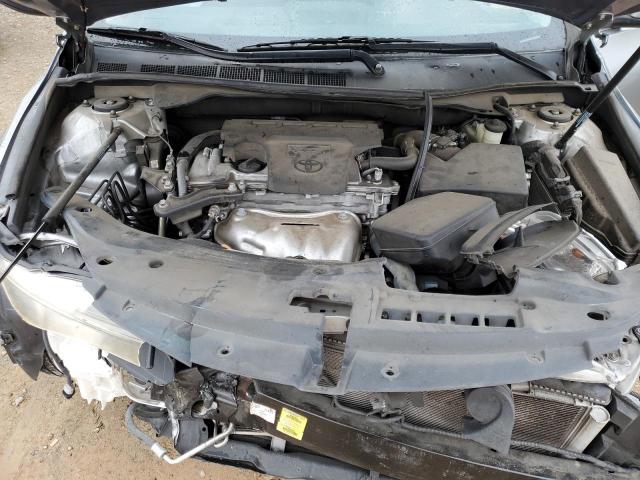 4T1BF1FKXHU717060 - 2017 TOYOTA CAMRY LE SILVER photo 11