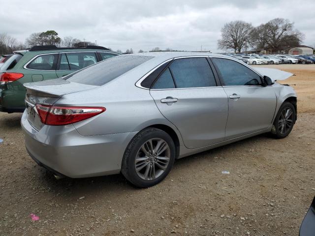 4T1BF1FKXHU717060 - 2017 TOYOTA CAMRY LE SILVER photo 3