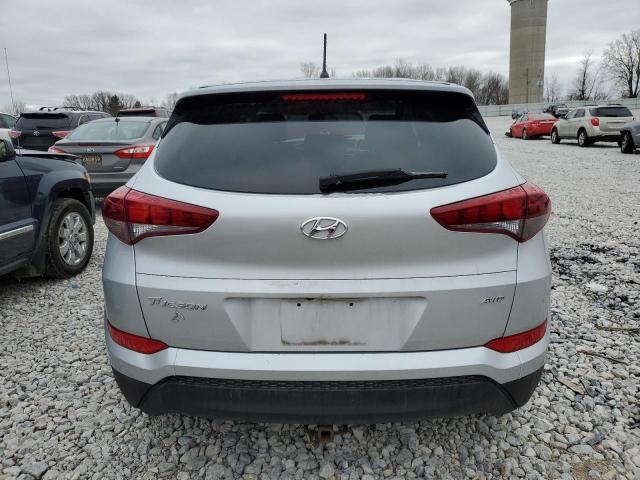 KM8J2CA43JU788022 - 2018 HYUNDAI TUCSON SE SILVER photo 6