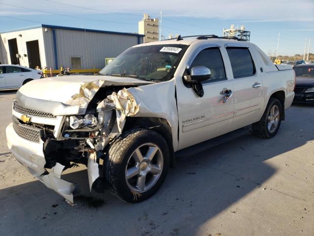 3GNMCGE00DG234271 - 2013 CHEVROLET AVALANCHE LTZ WHITE photo 1