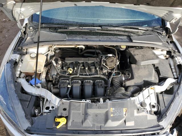 1FADP3F26FL227441 - 2015 FORD FOCUS SE SILVER photo 11