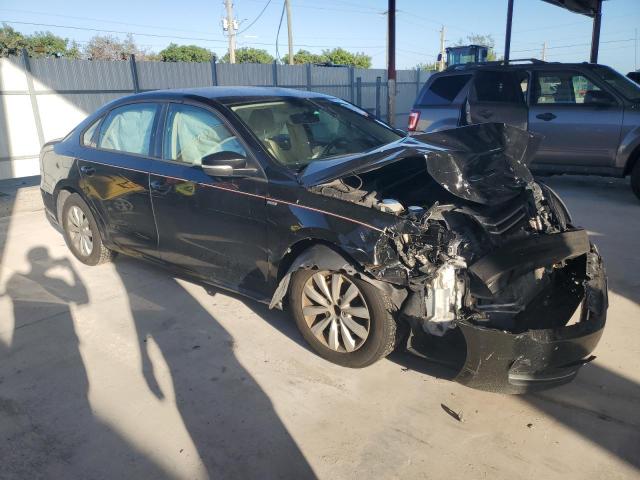 1VWAT7A36EC104718 - 2014 VOLKSWAGEN PASSAT S BLACK photo 4