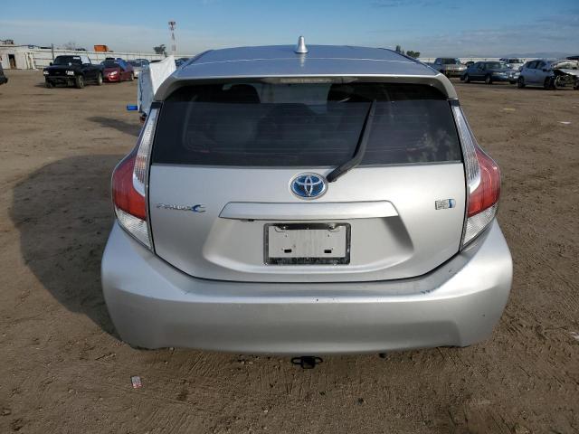 JTDKDTB38F1091463 - 2015 TOYOTA PRIUS C SILVER photo 6