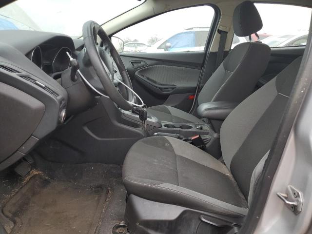 1FAHP3F21CL246783 - 2012 FORD FOCUS SE SILVER photo 7