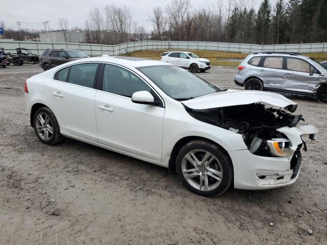 YV1612TB1F1304032 - 2015 VOLVO S60 PREMIER WHITE photo 4