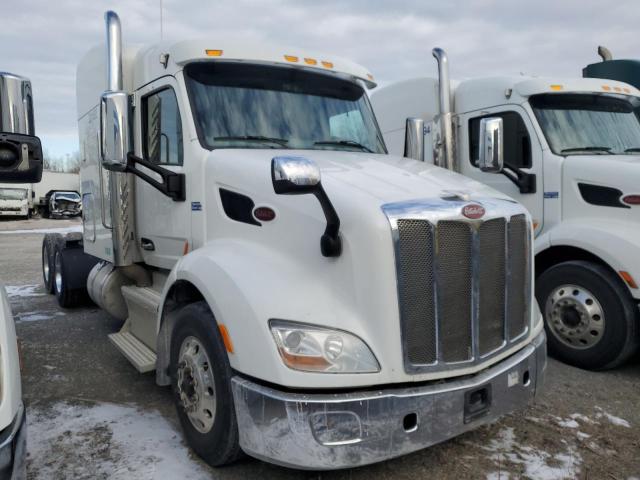 1XPBDP9X5GD335634 - 2016 PETERBILT 579 WHITE photo 1