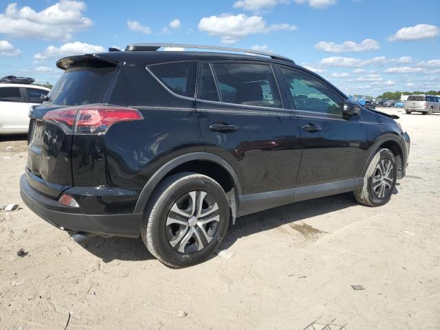 2T3ZFREV8JW462169 - 2018 TOYOTA RAV4 LE Սև լուսանկար 3