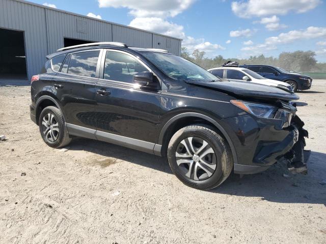 2T3ZFREV8JW462169 - 2018 TOYOTA RAV4 LE Սև լուսանկար 4