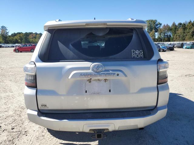 JTEBU5JR4F5220756 - 2015 TOYOTA 4RUNNER SR5/SR5 PREMIUM SILVER photo 6