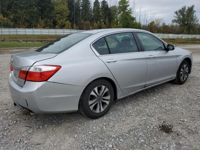 1HGCR2E37DA138301 - 2013 HONDA ACCORD LX SILVER photo 3