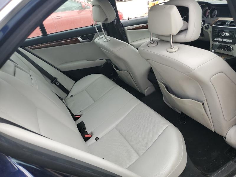 WDDGF8BB7CA621914 - 2012 MERCEDES-BENZ C 300 4MATIC BLUE photo 10