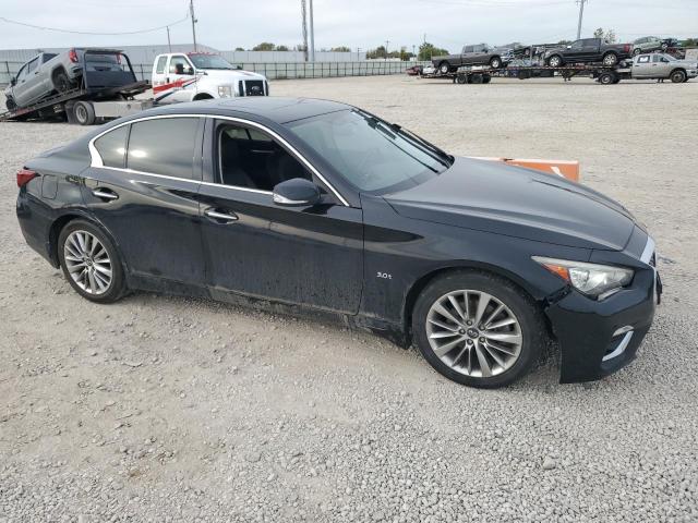 JN1EV7AR2JM442093 - 2018 INFINITI Q50 LUXE შავი ფოტო 4