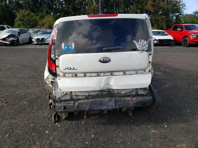 KNDJN2A24E7100909 - 2014 KIA SOUL WHITE photo 6