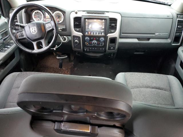 3C6UR5MJ3JG170283 - 2018 RAM 2500 SLT წითელი ფოტო 8