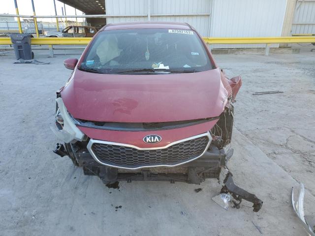 KNAFX4A63G5583559 - 2016 KIA FORTE LX RED photo 5