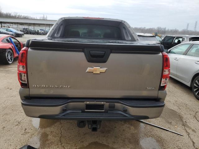 3GNEC22009G188816 - 2009 CHEVROLET AVALANCHE C1500 LT GRAY photo 6