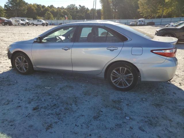 4T1BF1FK8GU585527 - 2016 TOYOTA CAMRY LE 银色 照片 2