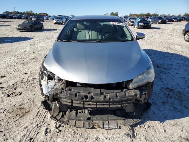 4T1BF1FK8GU585527 - 2016 TOYOTA CAMRY LE 银色 照片 5