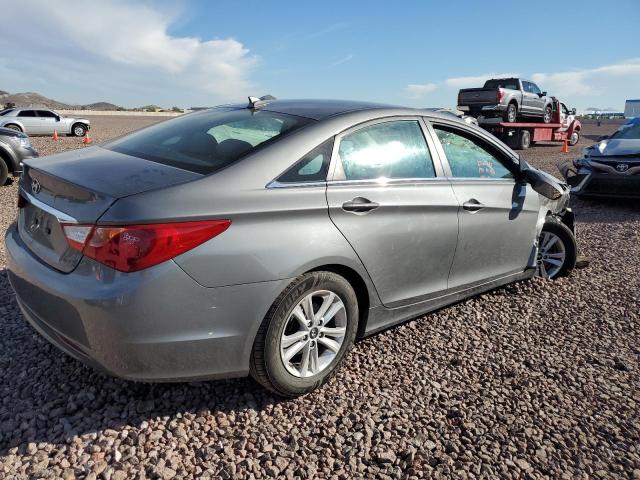 5NPEB4AC4DH718210 - 2013 HYUNDAI SONATA GLS SILVER photo 3