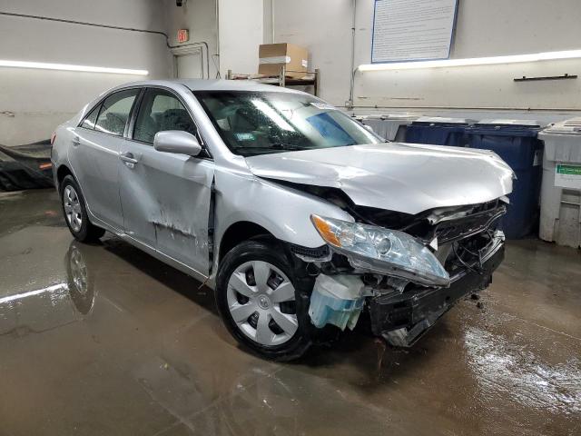 4T4BE46K87R009771 - 2007 TOYOTA CAMRY CE SILVER photo 4