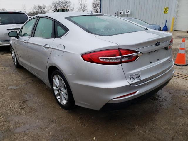 3FA6P0LU9KR167471 - 2019 FORD FUSION SE SILVER photo 2