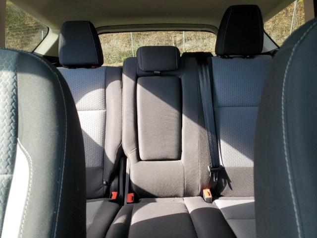 1FMCU9GD2JUC24956 - 2018 FORD ESCAPE SE Silber Foto 10