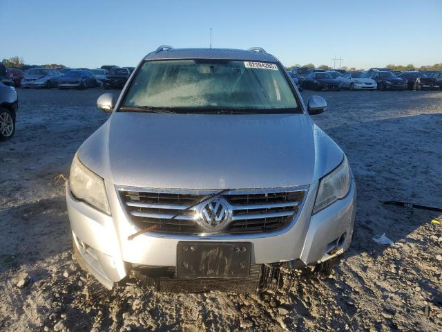 WVGAV75NX9W545809 - 2009 VOLKSWAGEN TIGUAN S SILVER photo 5