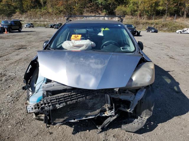 JHMGE8G20AC024299 - 2010 HONDA FIT GRAY photo 5