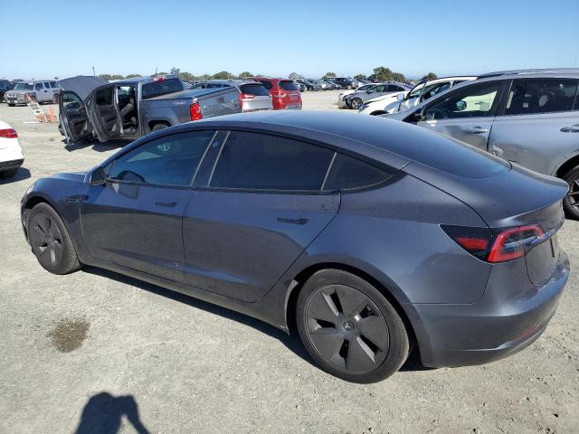 5YJ3E1EA3PF638020 - 2023 TESLA MODEL 3 灰色 照片 2