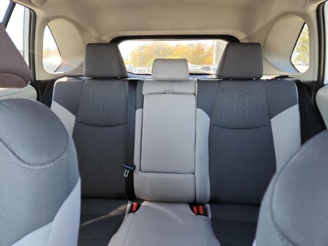 4T3RWRFV7SU173218 - 2025 TOYOTA RAV4 XLE 白色 照片 10