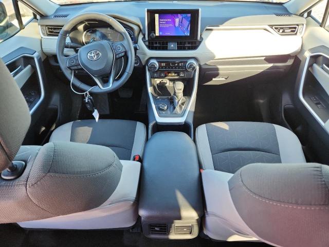 4T3RWRFV7SU173218 - 2025 TOYOTA RAV4 XLE 白色 照片 8