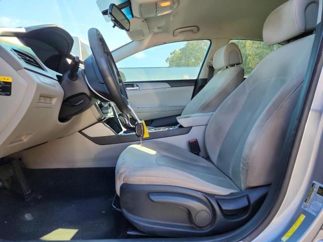 5NPE24AF2GH386847 - 2016 HYUNDAI SONATA SE Gümüş foto 7