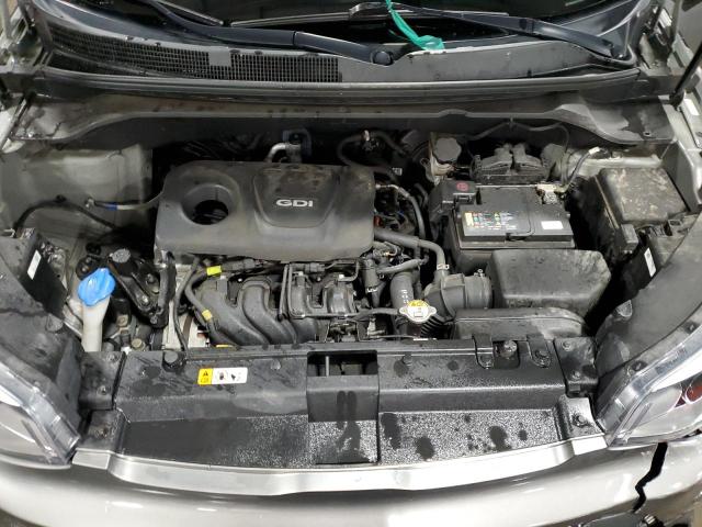 KNDJN2A22H7459499 - 2017 KIA SOUL GRAY photo 12