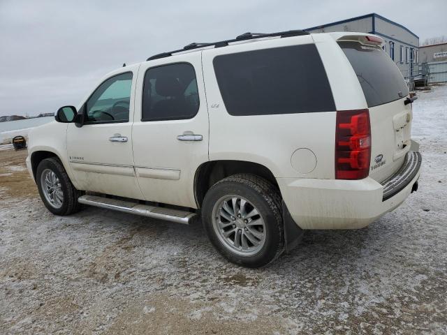 1GNFK13008R198972 - 2008 CHEVROLET TAHOE K1500 WHITE photo 2