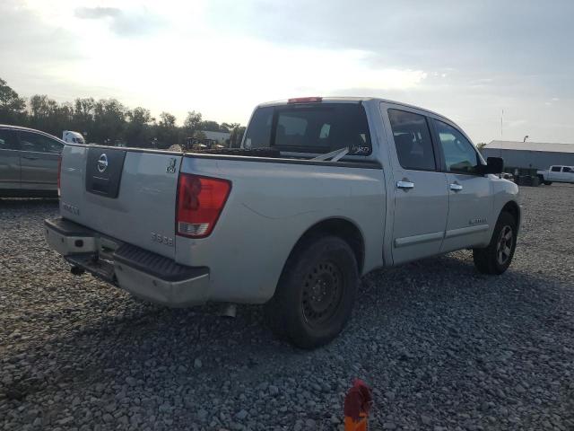 1N6BA07A57N225156 - 2007 NISSAN TITAN XE SILVER photo 3