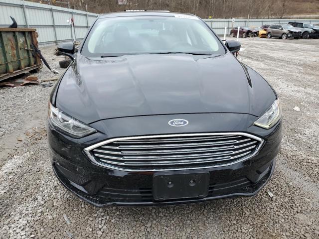 3FA6P0HD3JR193152 - 2018 FORD FUSION SE BLACK photo 5