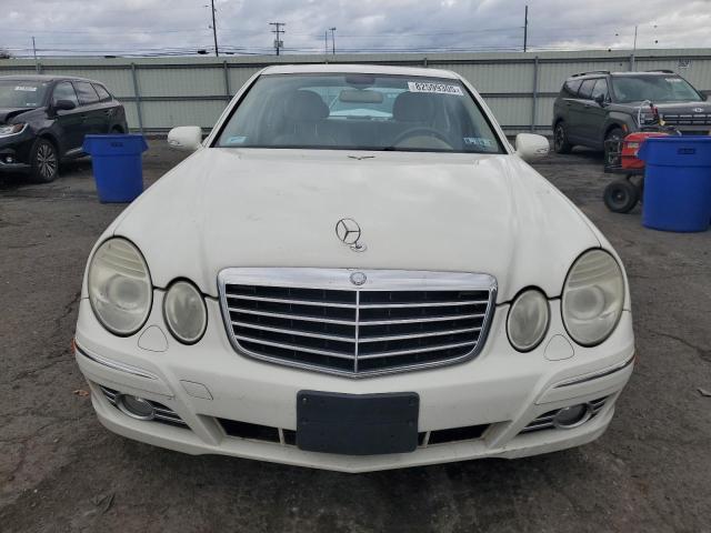 WDBUF87XX7B135825 - 2007 MERCEDES-BENZ E 350 4MATIC WHITE photo 5