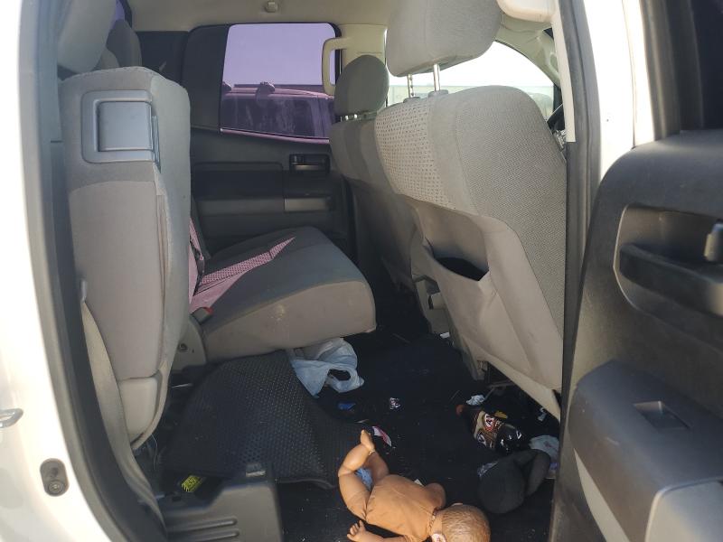 5TFRM5F12DX056608 - 2013 TOYOTA TUNDRA DOUBLE CAB SR5 WHITE photo 11