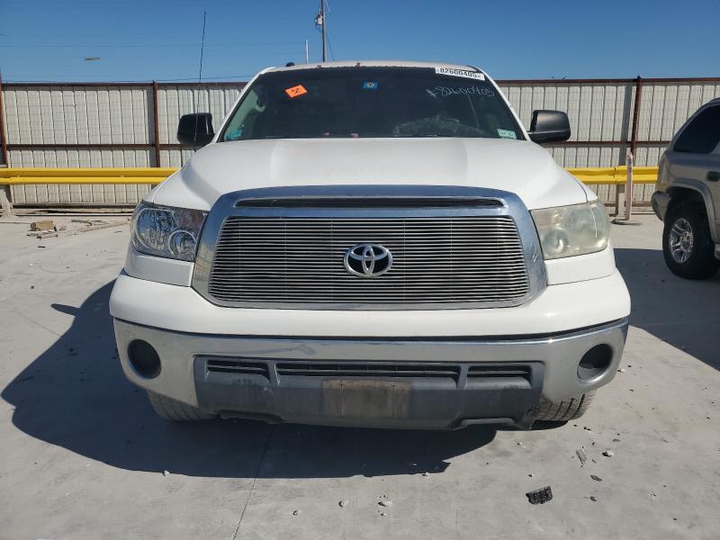 5TFRM5F12DX056608 - 2013 TOYOTA TUNDRA DOUBLE CAB SR5 WHITE photo 5
