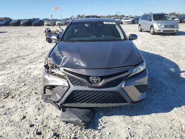 4T1B11HK7KU702101 - 2019 TOYOTA CAMRY L ნაცრისფერი ფოტო 5