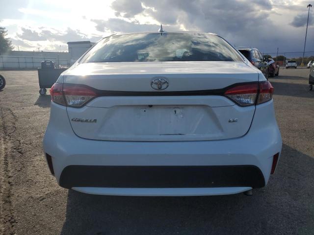 5YFEPMAE6NP378159 - 2022 TOYOTA COROLLA LE Biały zdjęcie 6