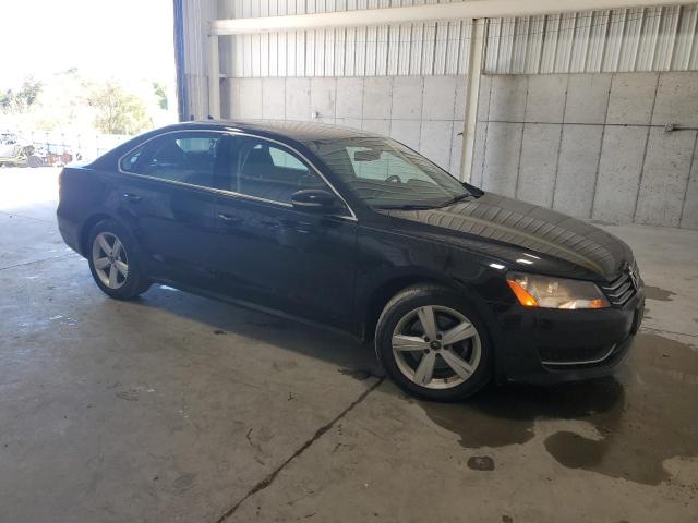 1VWBS7A38FC046250 - 2015 VOLKSWAGEN PASSAT SE BLACK photo 4