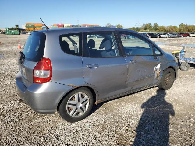 JHMGD38458S036034 - 2008 HONDA FIT SILVER photo 3